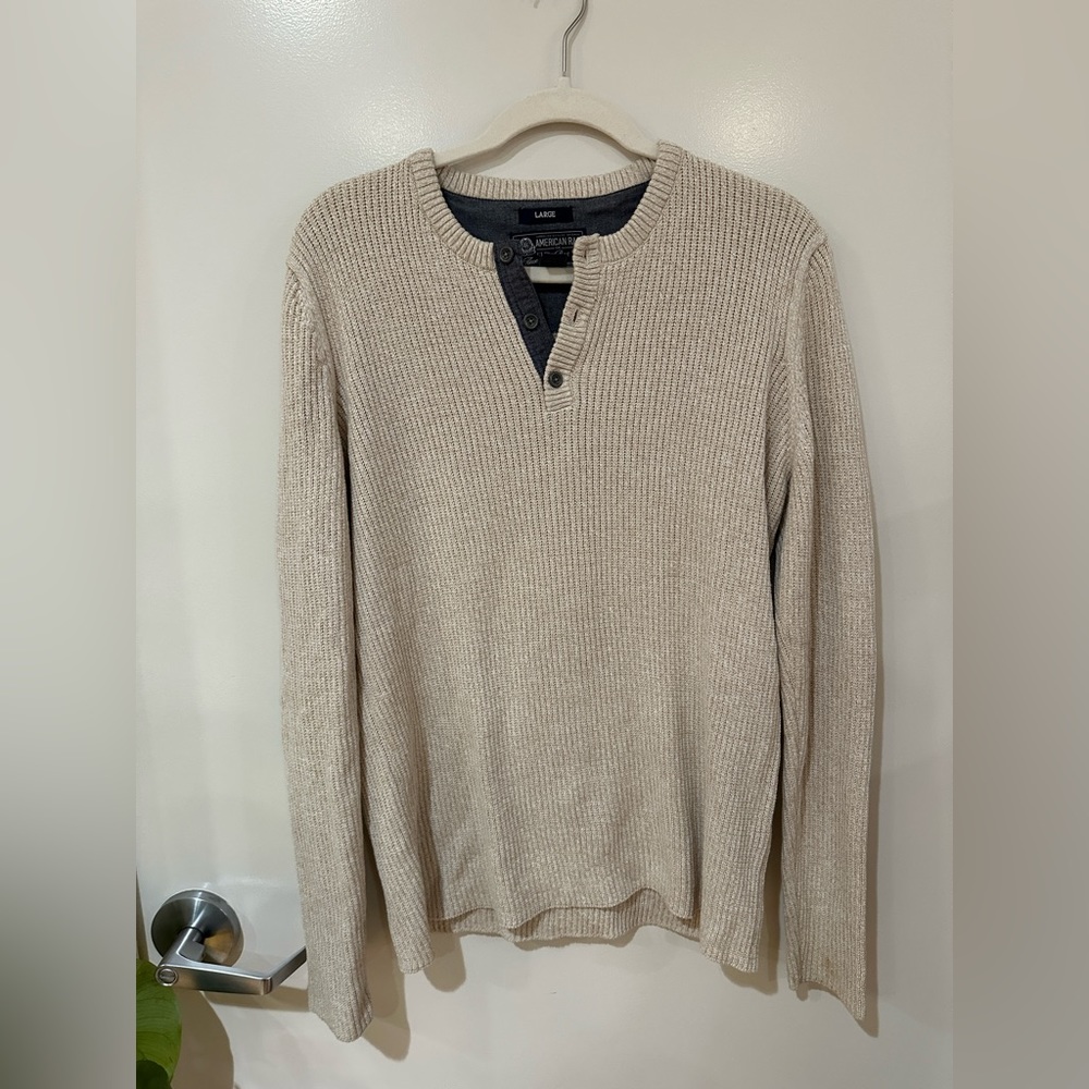 American Rag Size Large Men’s Tan Sweater